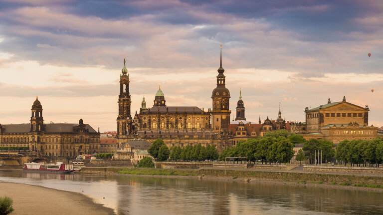 Panorama mit Frauenkirche in Dresden